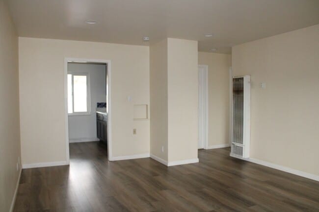Building Photo - 4216 Nevin Ave