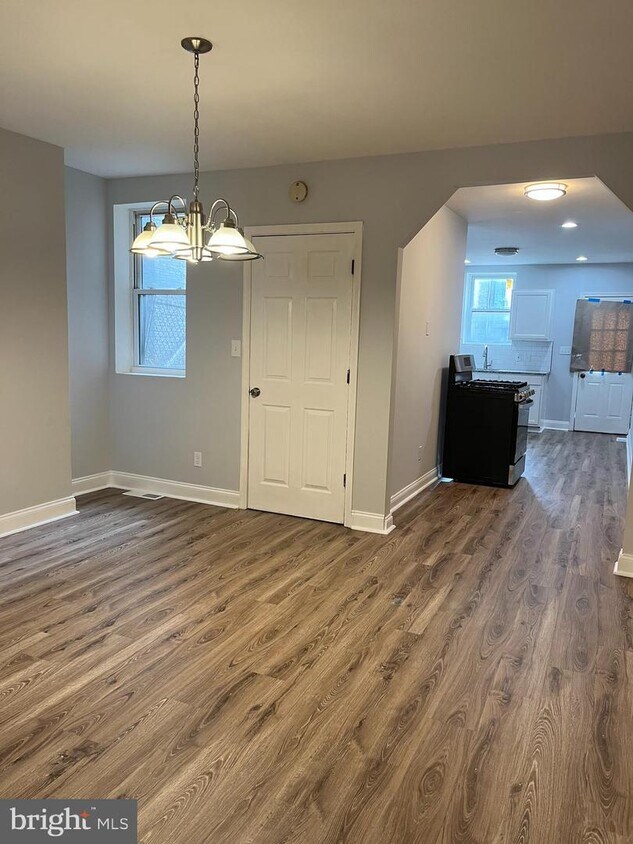 Foto principal - 2043 Kennedy Ave