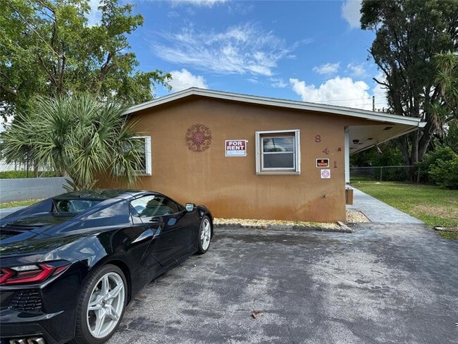 Foto del edificio - 841 NW 39th St