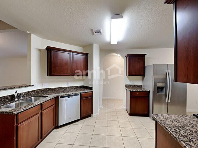 Foto del edificio - 22431 Bauer Canyon Dr