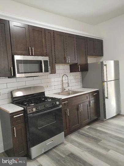 Foto del edificio - 7208 Torresdale Ave