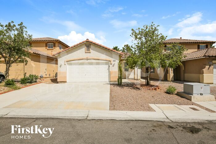 Foto principal - 8058 Palace Estate Ave