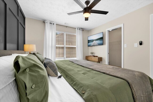 Building Photo - 5360 Durham Ridge Ct NW