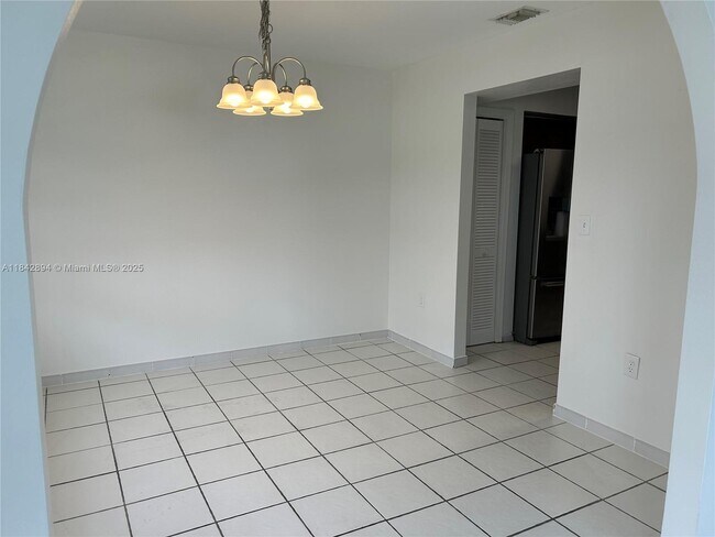 Foto del edificio - 955 SW 87th Ct