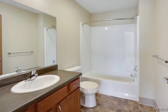 Building Photo - 3820 Deer Lakes Dr