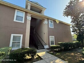 Building Photo - 9670 Amarante Cir
