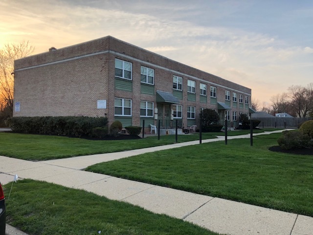 Primary Photo - Moorestown Court Apartments