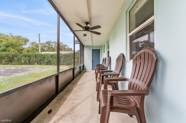 Building Photo - 3 br, 2 bath House - 3889 Placid View Dr