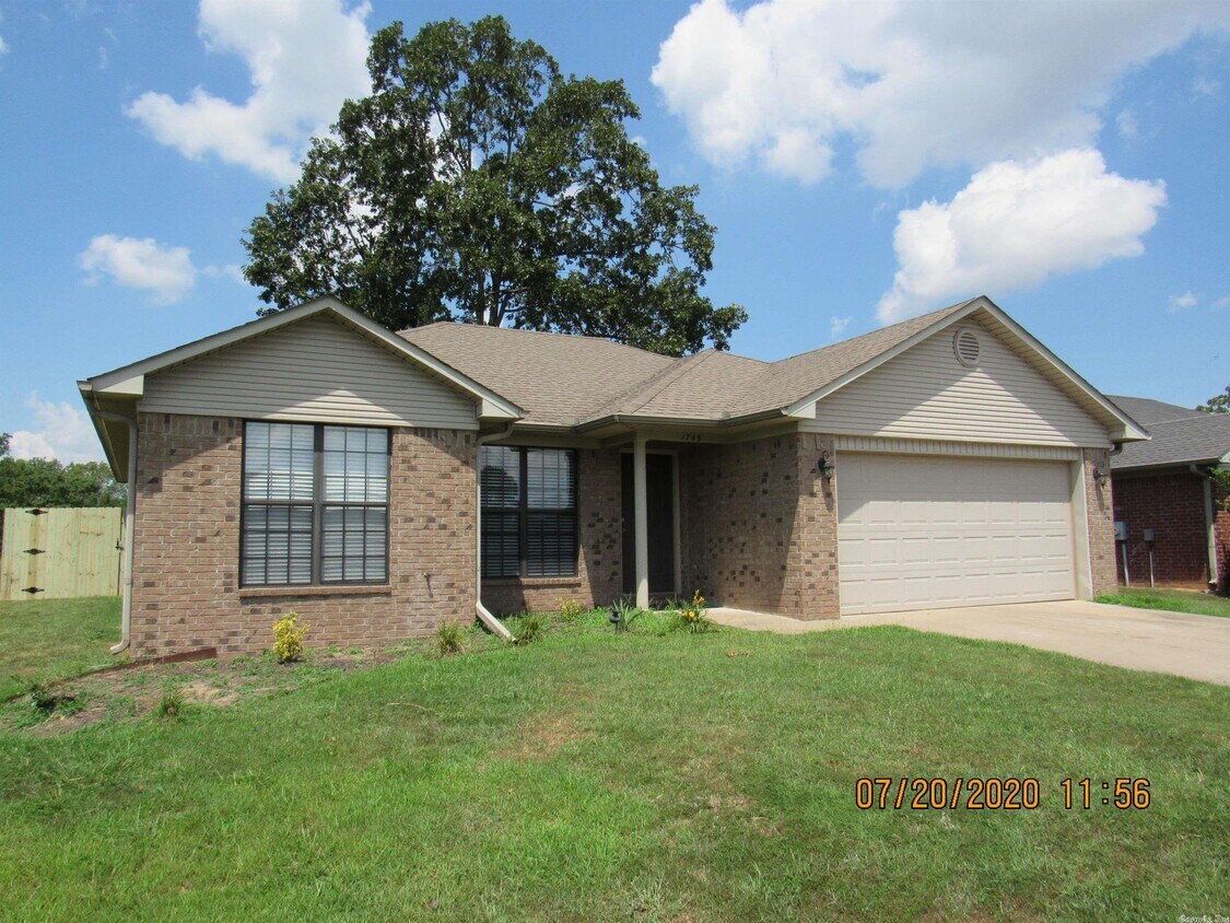 1745 Milestone Dr, Conway, AR 72034 House Rental in Conway, AR
