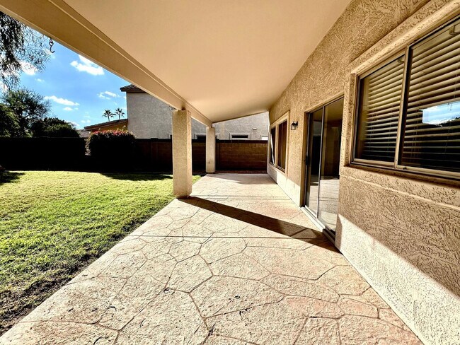 Foto del edificio - 7309 W Mohawk Ln