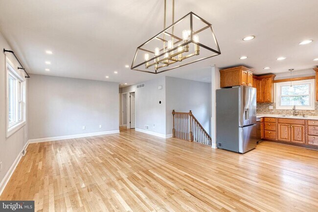 Foto del edificio - 617 Oak Ln