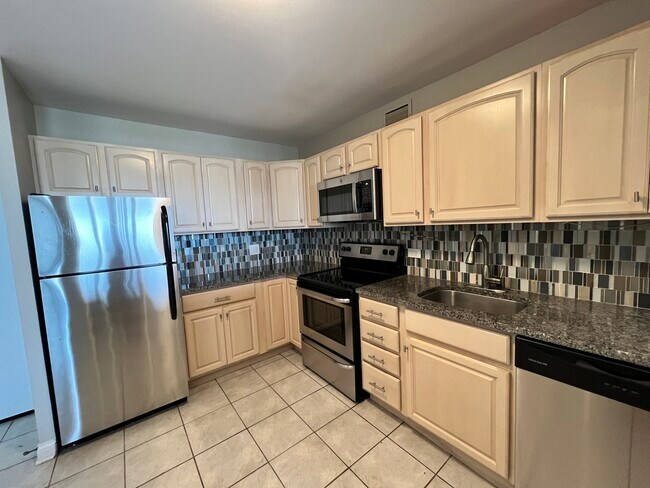 Foto del edificio - 1636 N Wells St