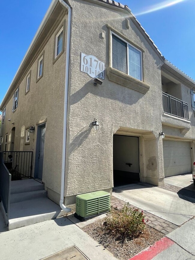 Building Photo - 6170 Calm Breeze Ave