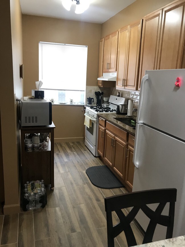 Kitchen - 1820 67th St