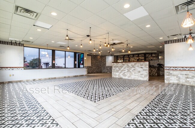 Foto del edificio - 2904 Knoxville Center Dr