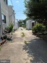 Building Photo - 3323 Tilden St