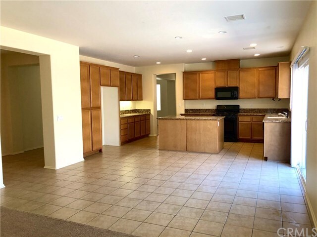 Building Photo - 13783 Camino Cinco St