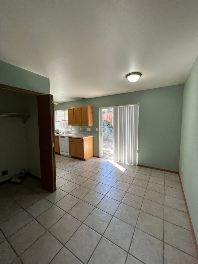 Building Photo - Non-Refundable & Security Deposit Total: $...