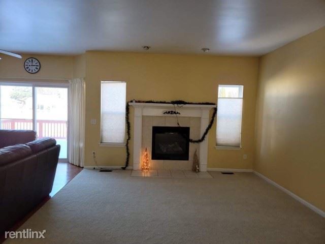 Foto del edificio - 4 br, 2.5 bath House - 1047 Vermont Dr