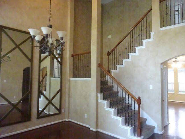 Foto del edificio - 14007 Breezy Cypress Creek Trail