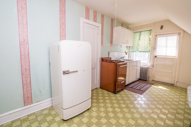kitchen - 112 Franklin Ave
