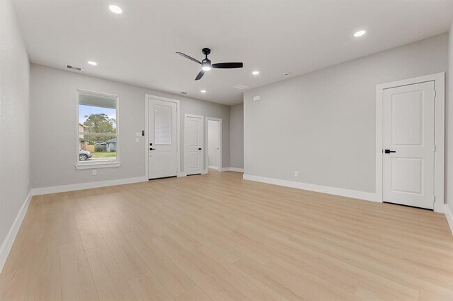 Foto del edificio - 9902 Haddick St
