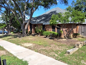 Building Photo - 1710 Buena Vista Ave