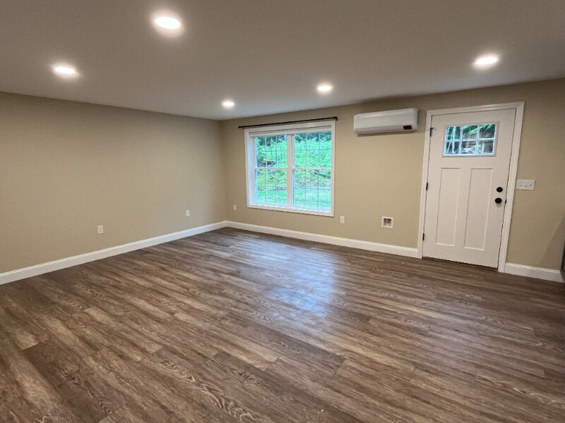 Photo - 579 Penney Rd (New Gloucester, ME)