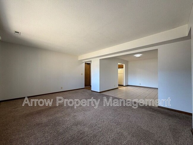 Foto del edificio - 3831 S 46th St