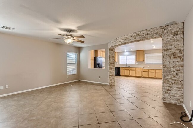 Building Photo - 8383 Golden Amber St
