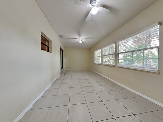 Building Photo - 7325 Winchester Dr