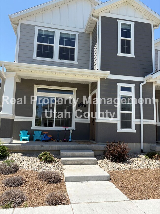 Foto del edificio - Lower Price! Wonder Townhome in Saratoga S...