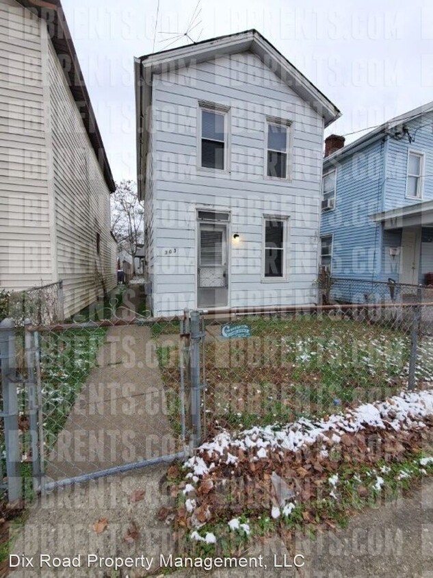 Primary Photo - 2 br, 1 bath House - 303 North Eighth Street,