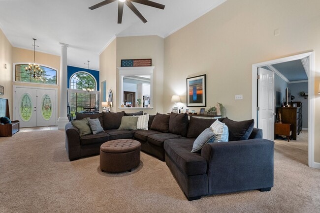 Building Photo - Wonderful Sherwood Home