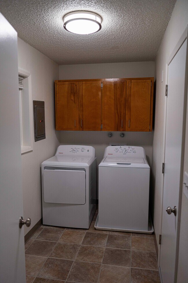 Foto del edificio - 1223 E 5th St