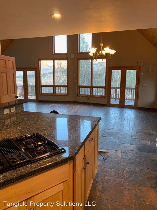 Building Photo - 4 br, 2.5 bath House - 1357 Blue Ridge Rd