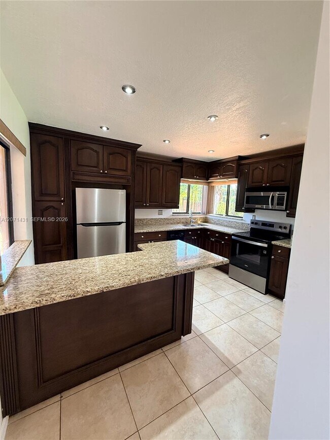 Foto del edificio - 9645 SW 148th Pl