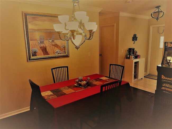 Foto del edificio - 4540 Amherst Cir