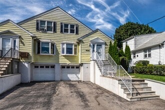 Building Photo - 7 Ronalds Ave
