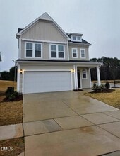 Building Photo - 404 White Oak Gdn Wy