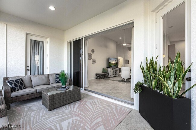 Foto del edificio - 3920 Lakeview Isle Ct