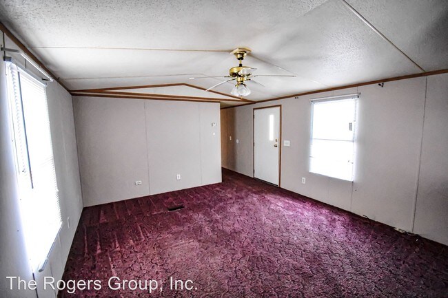 Building Photo - 3 br, 2 bath House - 33 Country Ln