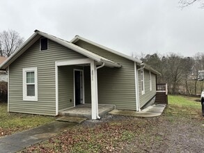 Building Photo - 2011 Thorngrove Pike
