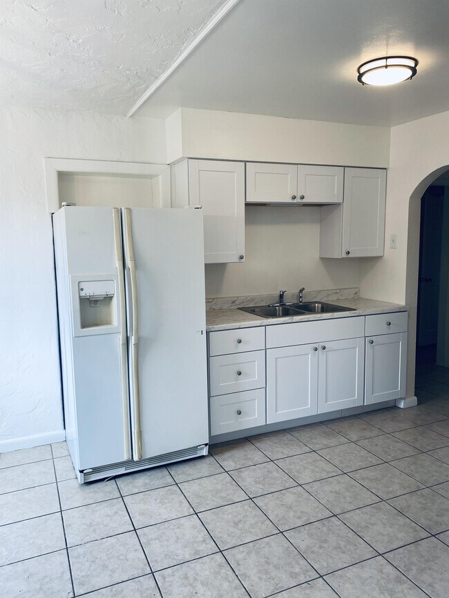 Foto del edificio - 1000 E Alta Vista St