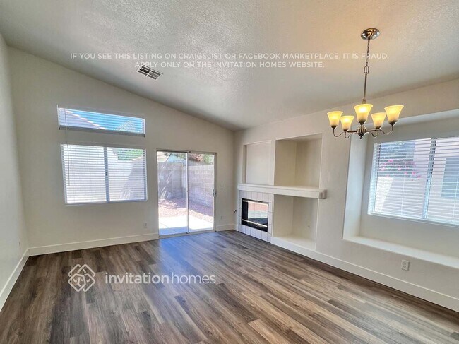 Foto del edificio - 9092 Sandy Slate Way
