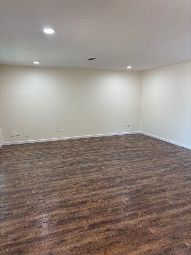 Foto del edificio - 3 B/D 2 B/A HOUSE IN MARYSVILLE AVAILABLE NOW
