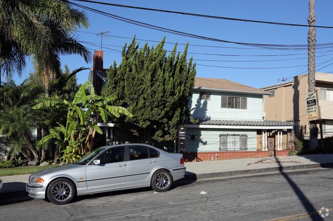 Foto del edificio - Edgewood Apartments