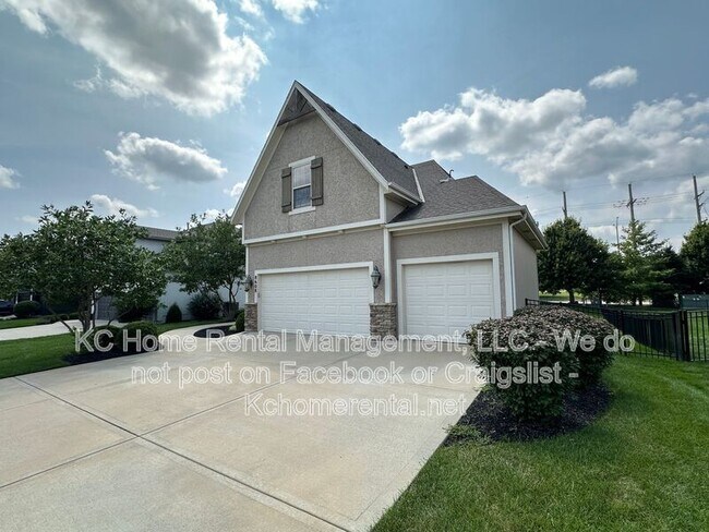 Foto del edificio - 8608 W 165th St