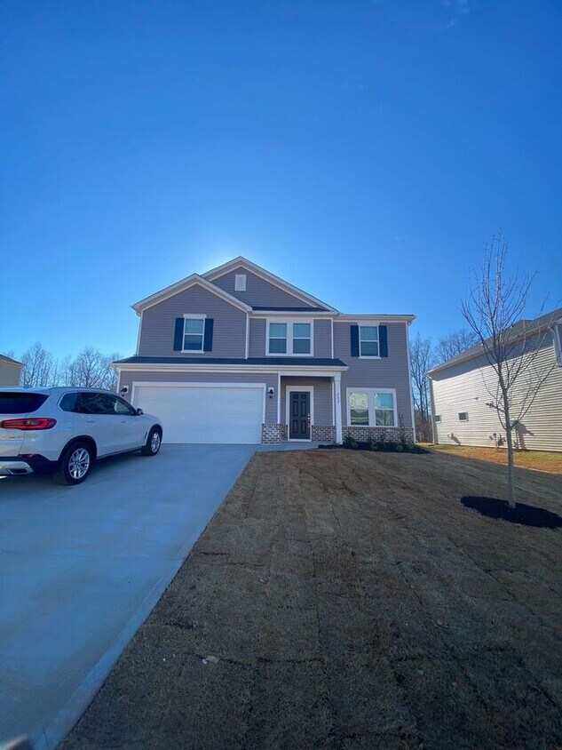 BEAUTIFUL BRAND NEW BUILD!! House for Rent in Pelzer, SC