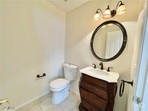 Building Photo - 20 Staghorn St